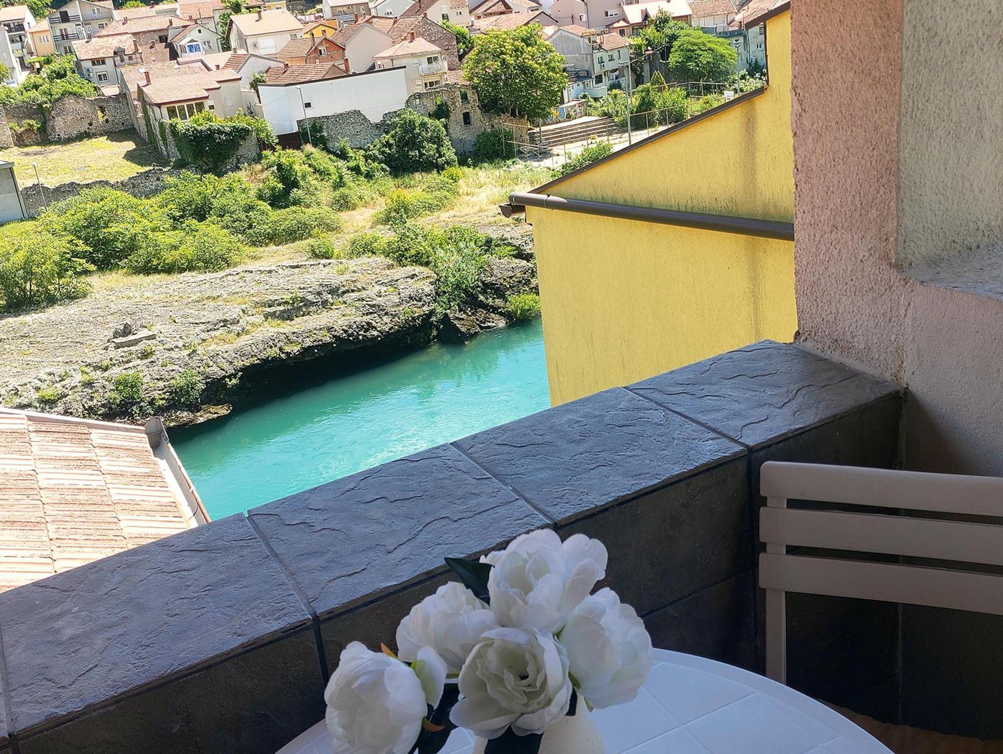 Zara Apartment With Terrace Near Old Town Mostar Kültér fotó
